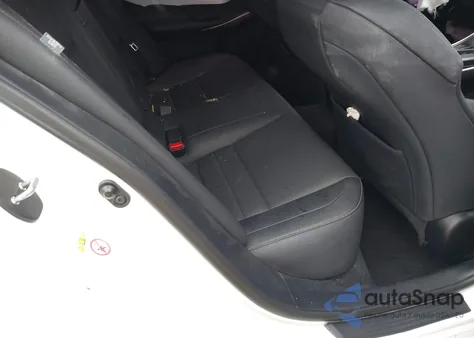 2017 Lexus Is 200T z USA, uszkodzony, nr VIN JTHBA1D23H5045700